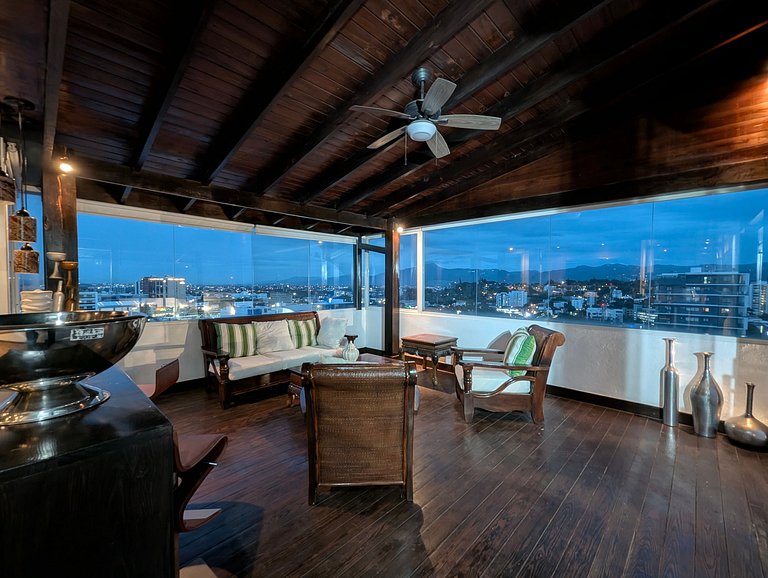 3-level penthouse with sport bar and terrace