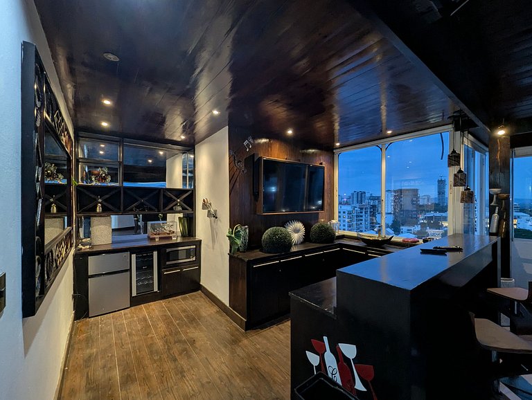 3-level penthouse with sport bar and terrace